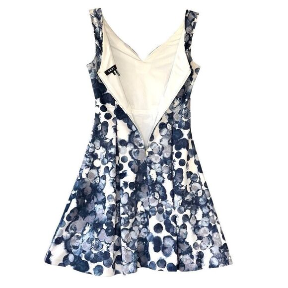 DKNY White Blue Polka Princess Dress Fit & Flare Pleated Knee Length Women 4 S - Picture 10 of 10